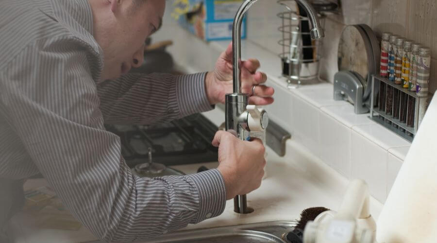 Expert burst pipe repair services in Louise, TX